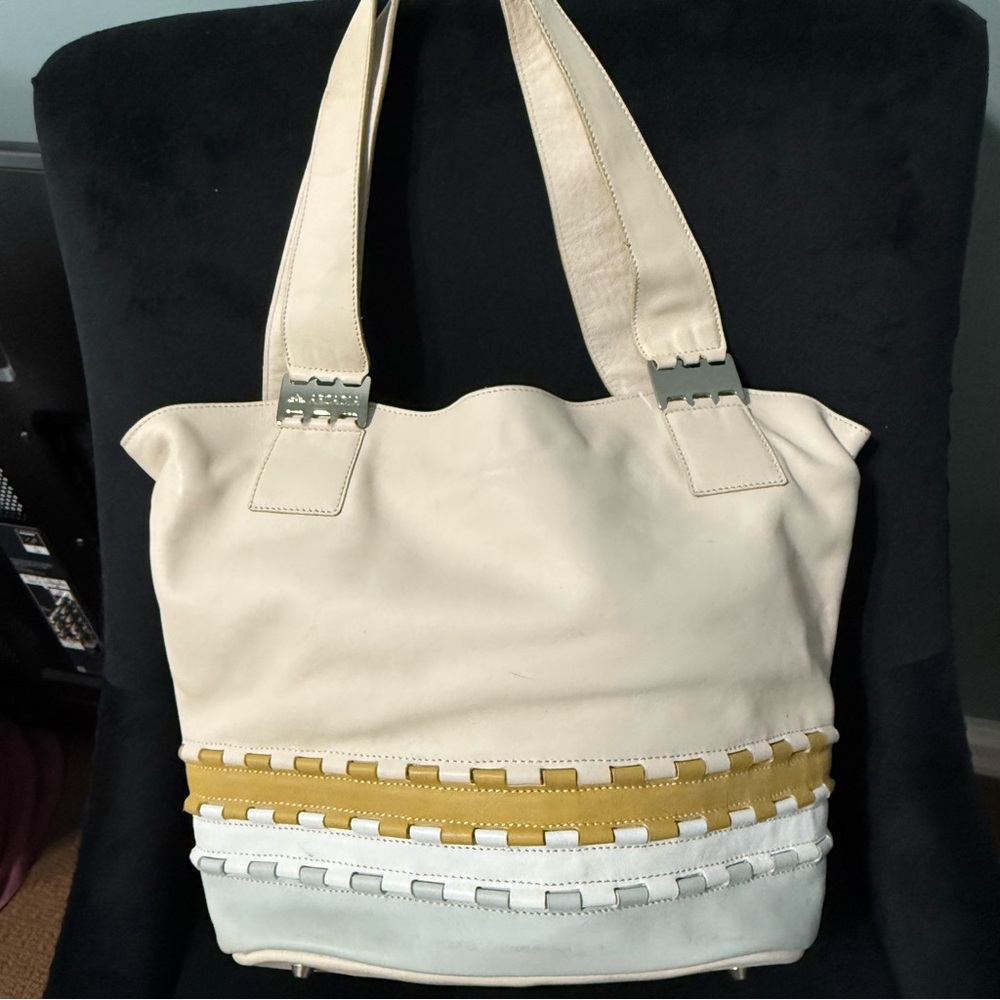 Arcadia Italy Leather Tote Bag – White &‎ Colorblock Detail
